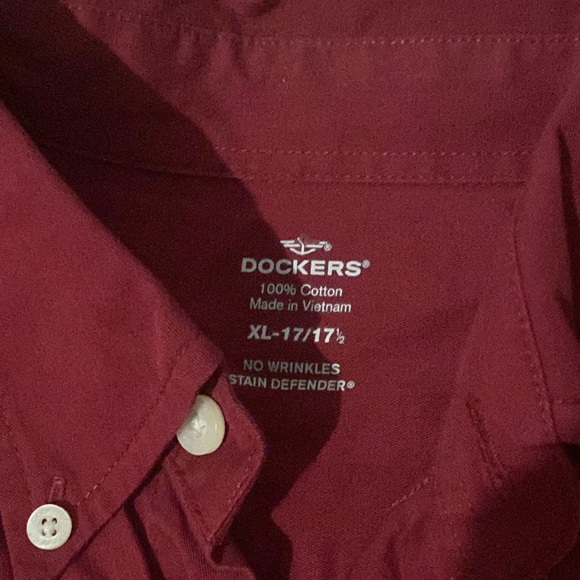 Dockers Cotton Buttoned Shirt - Picture 2 of 2
